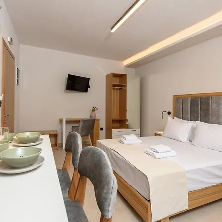 Fotini Chrisi Ammoudia